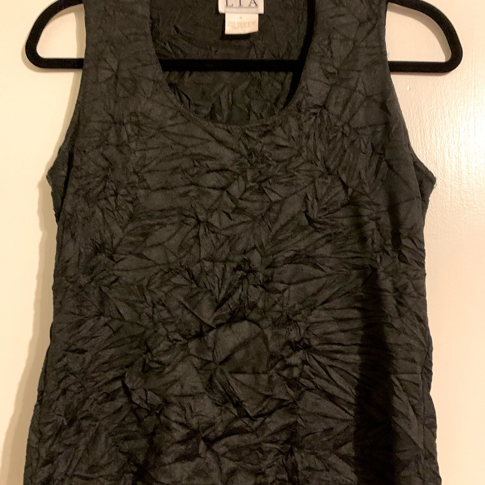 LIA Black tank M